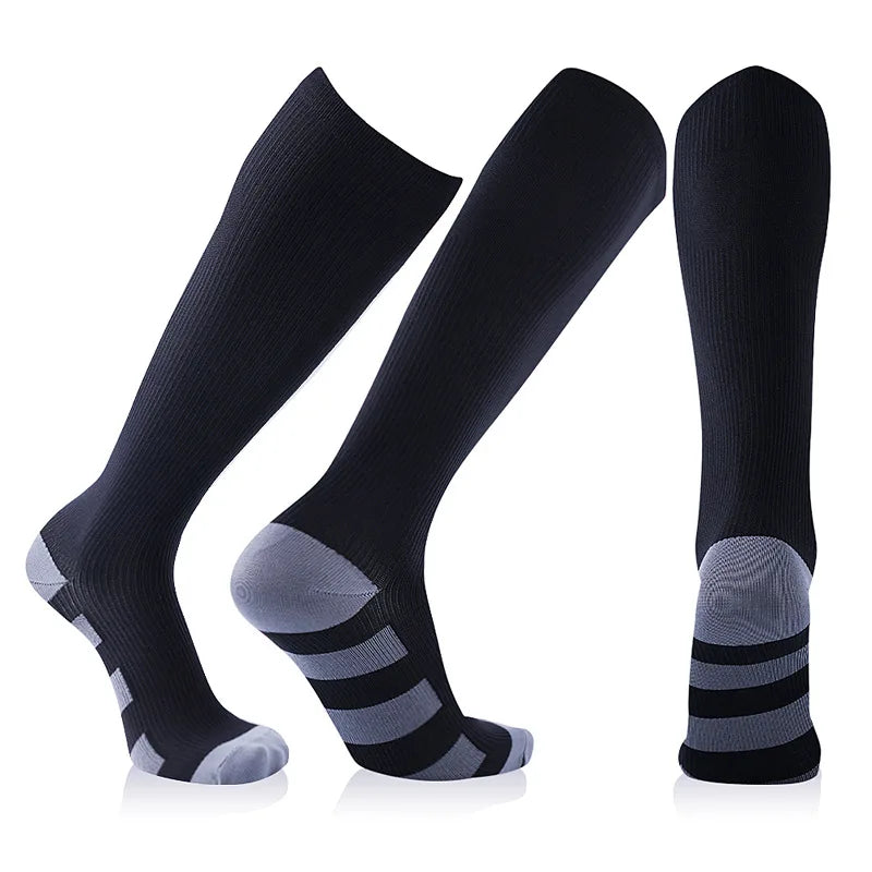 Chaussettes de Compression 20-30 mmHg : Performance et Confort pour Randonneurs Exigeants