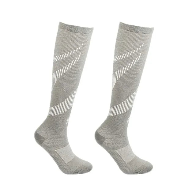 Chaussettes de Compression 20-30 mmHg : Performance et Confort pour Randonneurs Exigeants