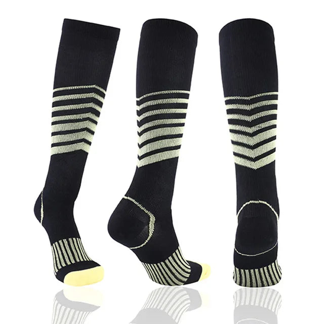 Chaussettes de Compression 20-30 mmHg : Performance et Confort pour Randonneurs Exigeants