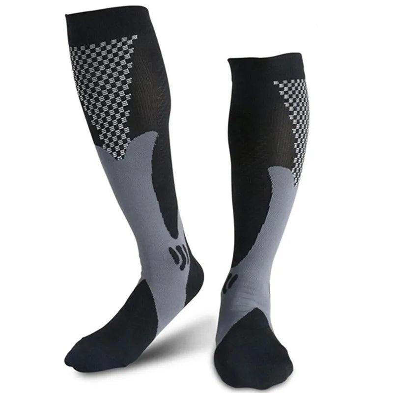 Chaussettes de Compression 20-30 mmHg : Performance et Confort pour Randonneurs Exigeants